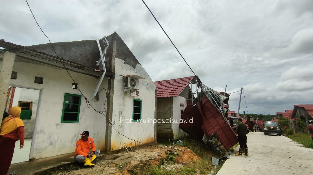 Kondisi Terkini Rumah Komunitas Petugas Kebersihan Prabumulih, Sejumlah Atap Rumah Terbang hingga 25 Meter 