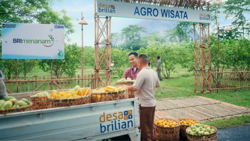 BRI Perkuat Pemberdayaan Desa, Raih Penghargaan di Hari Desa Nasional 2026