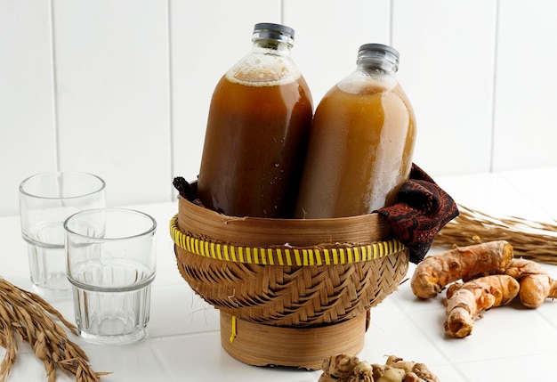 Beras Kencur, Minuman Herbal yang Bisa Turunkan Kolesterol dan Tingkatkan Imun