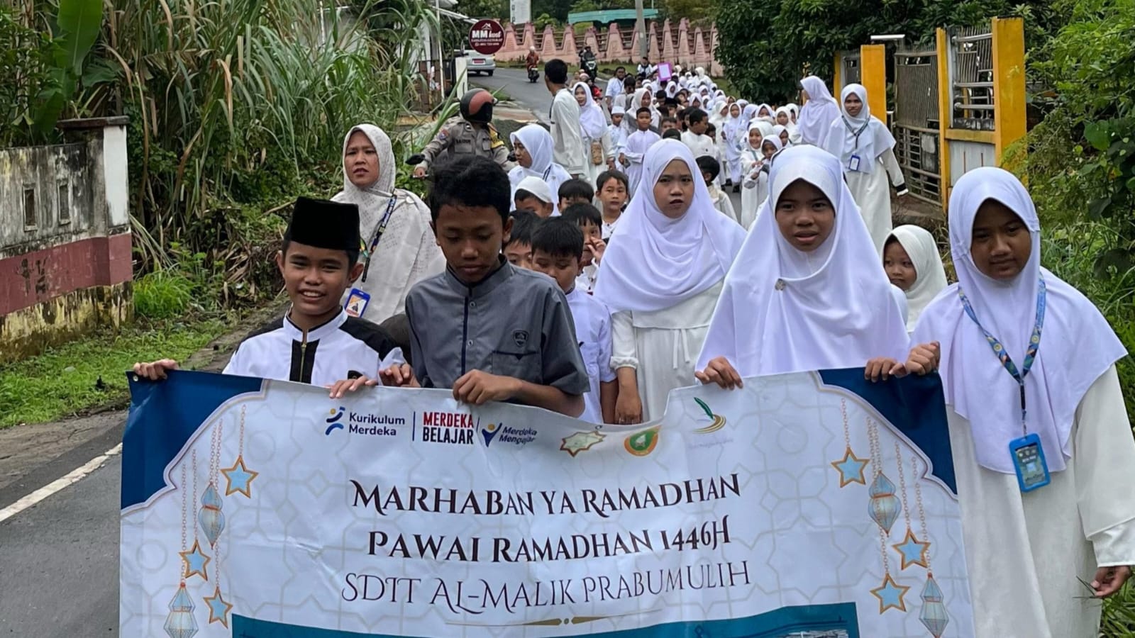 Pawai Ramadhan Meriahkan Sambutan Bulan Suci di SDIT Al Malik