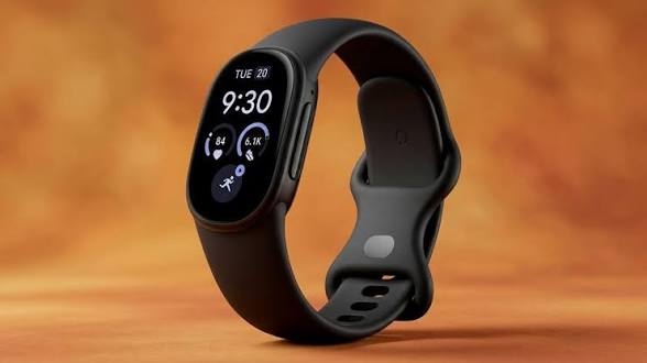 Fitbit Edge Dirumorkan Jadi Penerus Charge, Usung Layar AMOLED dan Fitur Kesehatan Canggih