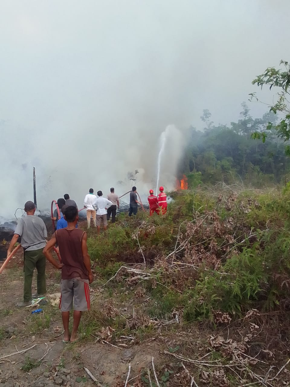 PHR Regional Sumatera Zona 4 Berhasil Padamkan 51 Titik Api