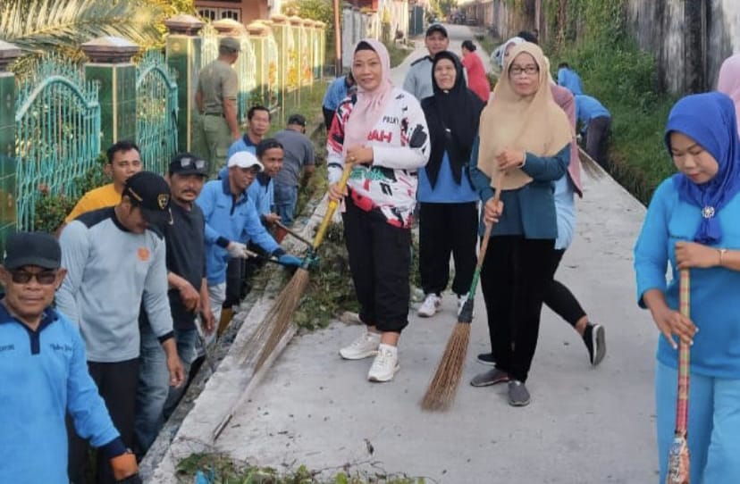 Warga Mangga Besar Gelar Garong Mabes, Gotong Royong Cegah Banjir