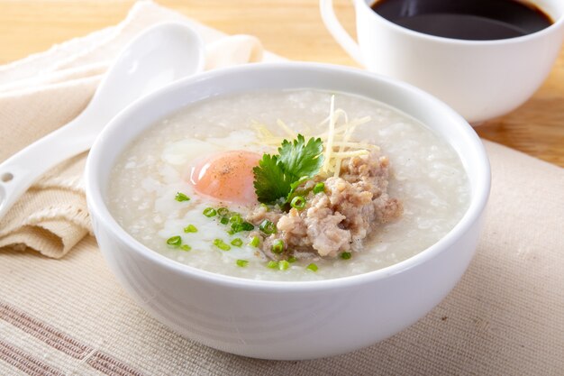 Resep Bubur Sumsum Rendah Kalori, Solusi Camilan Diet yang Enak