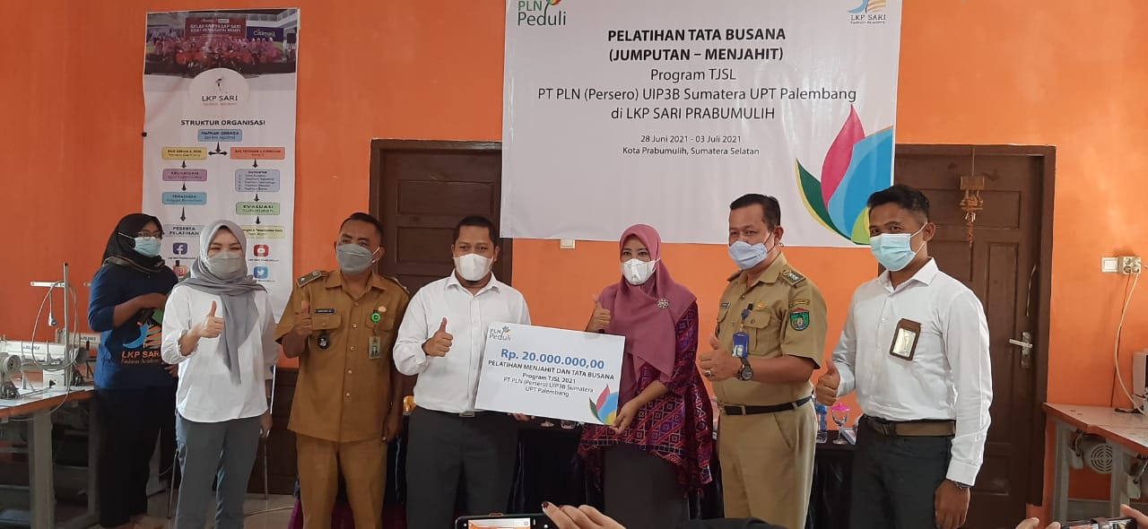 PLN UPT Palembang Kembali Menyalurkan Program TJSL