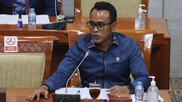 PKB: Kritik BEM UI ke Jokowi Jangan Dibawa di Meja Hijau