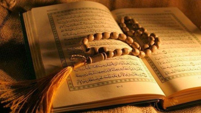 Lantunkan Ayat Suci Al Quran Sebelum Salat 5 Waktu