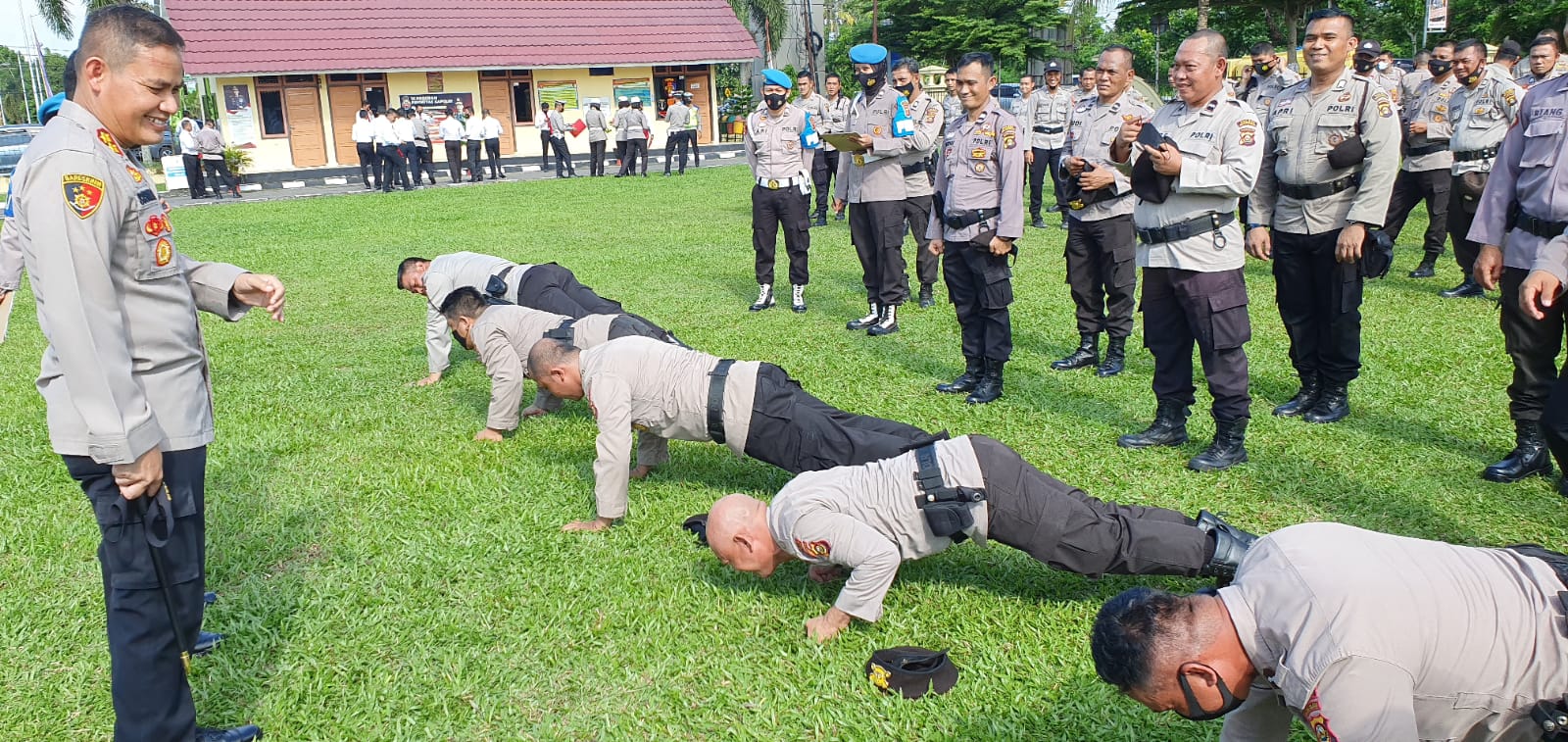 Lagi, KPK Geledah Kantor DPRD Muara Enim. Penyidik KPK Kantongi Slip Gaji 10 Anggota Dewan