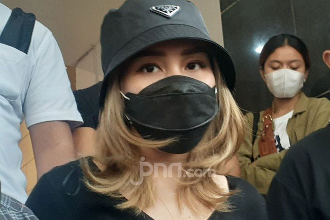 Ayu Ting Ting Diperiksa Pagi ini