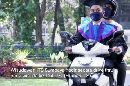 Menengok Wisuda Ala Drive Thru di Institut Teknologi Sepuluh Nopember