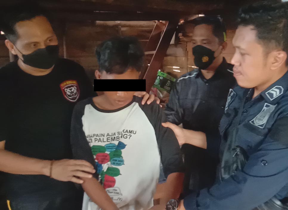 Ini Pengakuan Uo, Pemerkosaan Adik Kandung