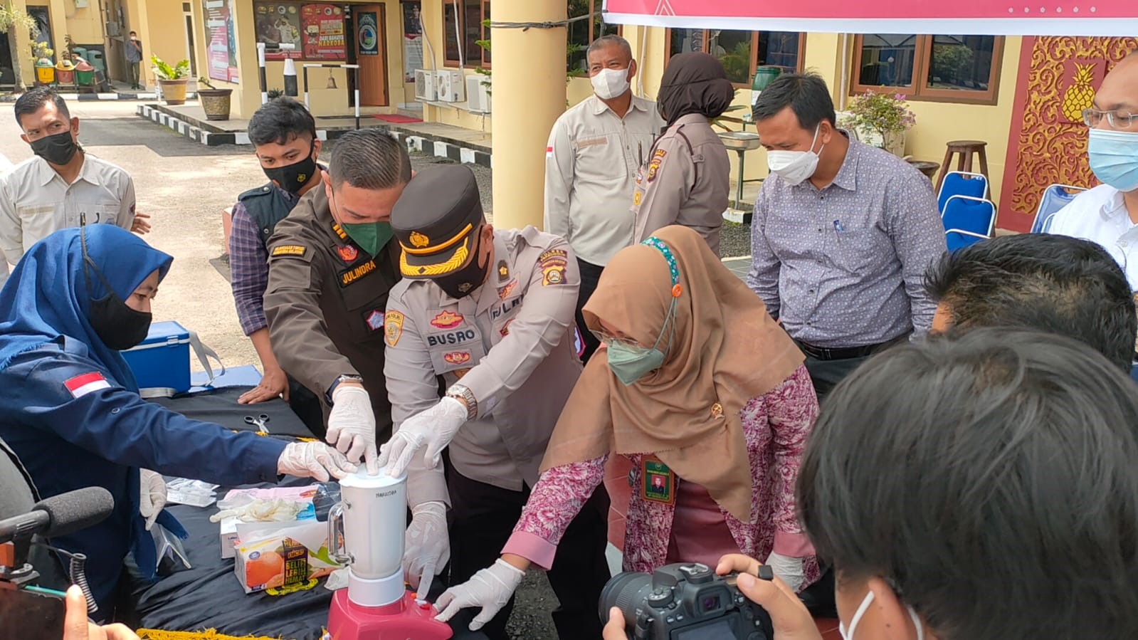 Sabu Setengah Kilo Seharga 500 juta Diblender