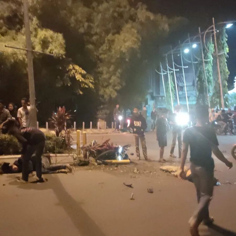 Laka Tugu Patung Kuda, Telan 1 Nyawa 2 Sekarat