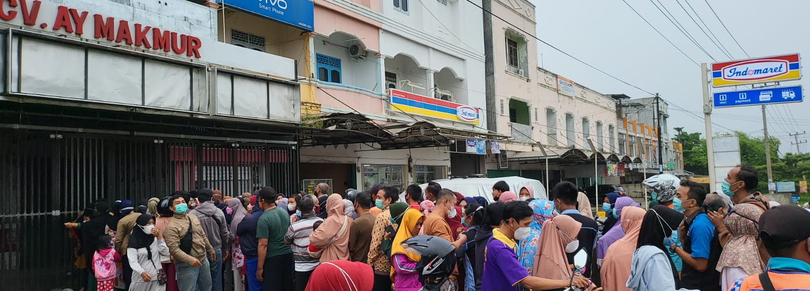 Terbatas, Warga Hanya Kebagian 1 Kg Minyak Goreng