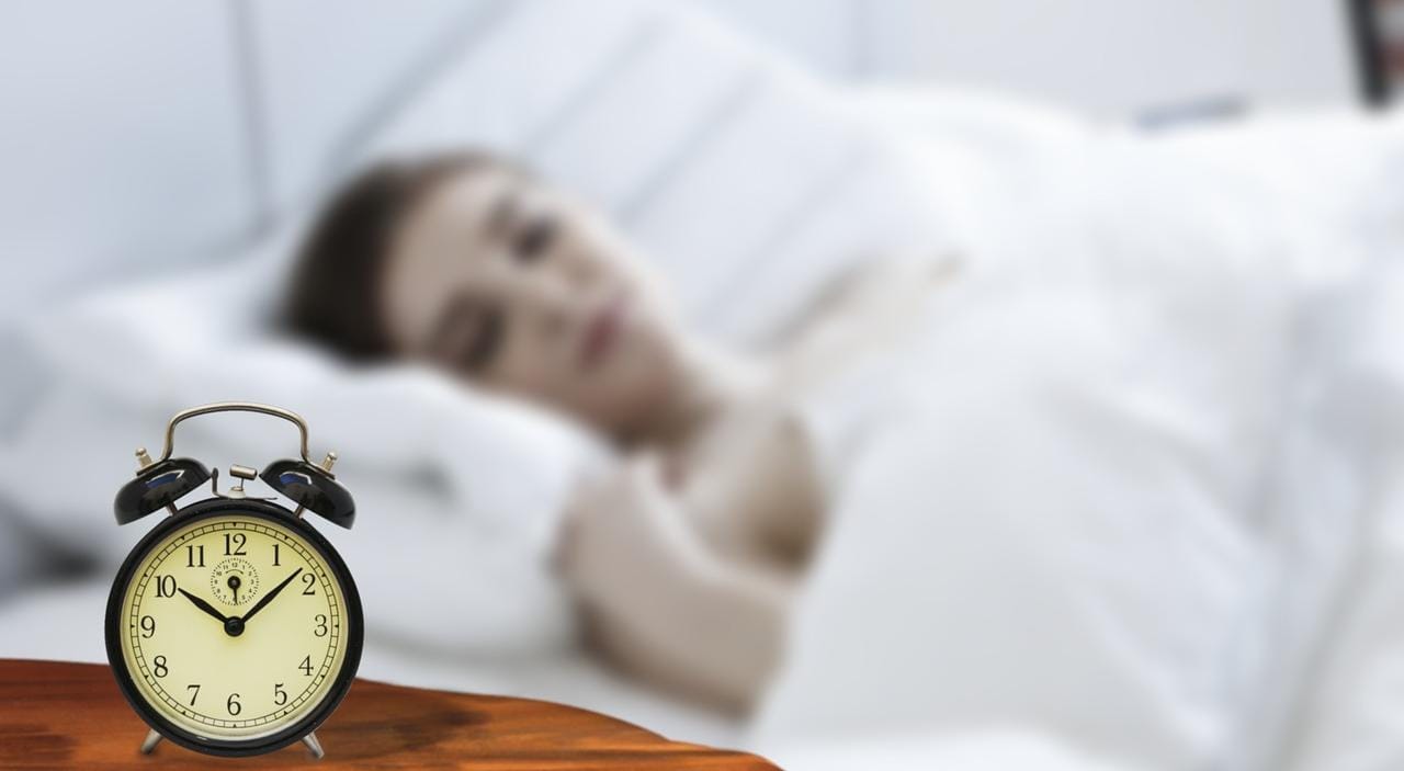 Sering Terbangun dan Tidak Bisa Tidur Lagi ditengah Malam? Coba Lakukan 5 Cara Ini