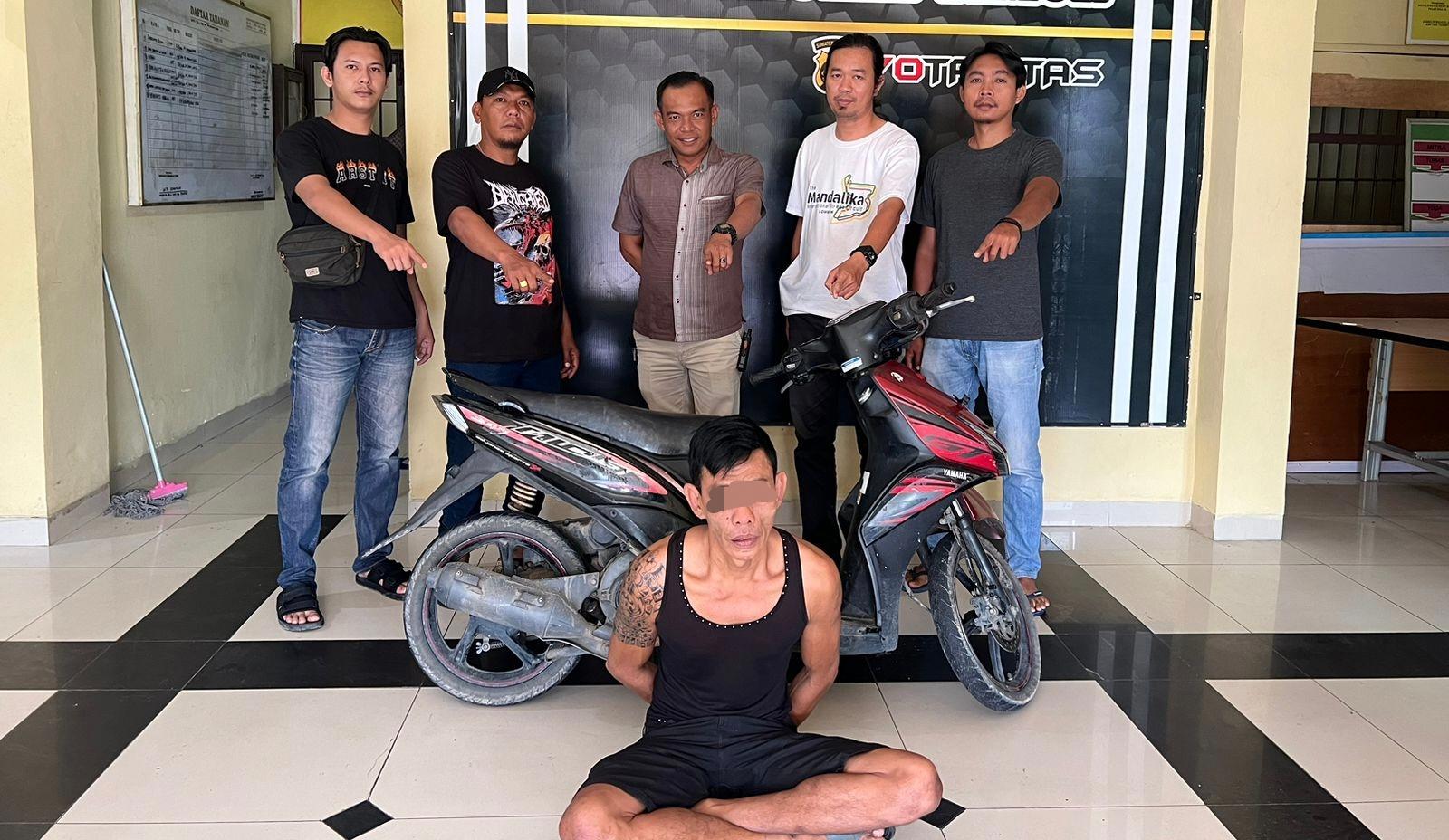 Aksi Nekat Kuli Bongkar Muat: Gasak Sabun Saat Distribusi Barang