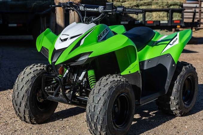 Spesifikasi Kawasaki KFX90 2026, ATV dengan Transmisi Otomatis dan Pengendalian Mudah