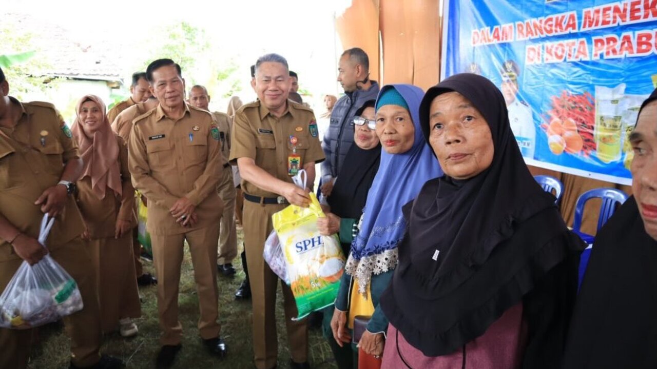 Pemkot Prabumulih Gelar Pasar Murah, 200 Paket Sembako Disalurkan untuk Warga