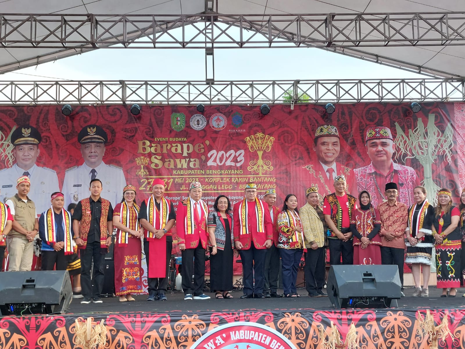 Bupati Bengkayang Sebastianus Darwis Buka Acara Barape Sawa Tahun 2023, Ini Harapannya