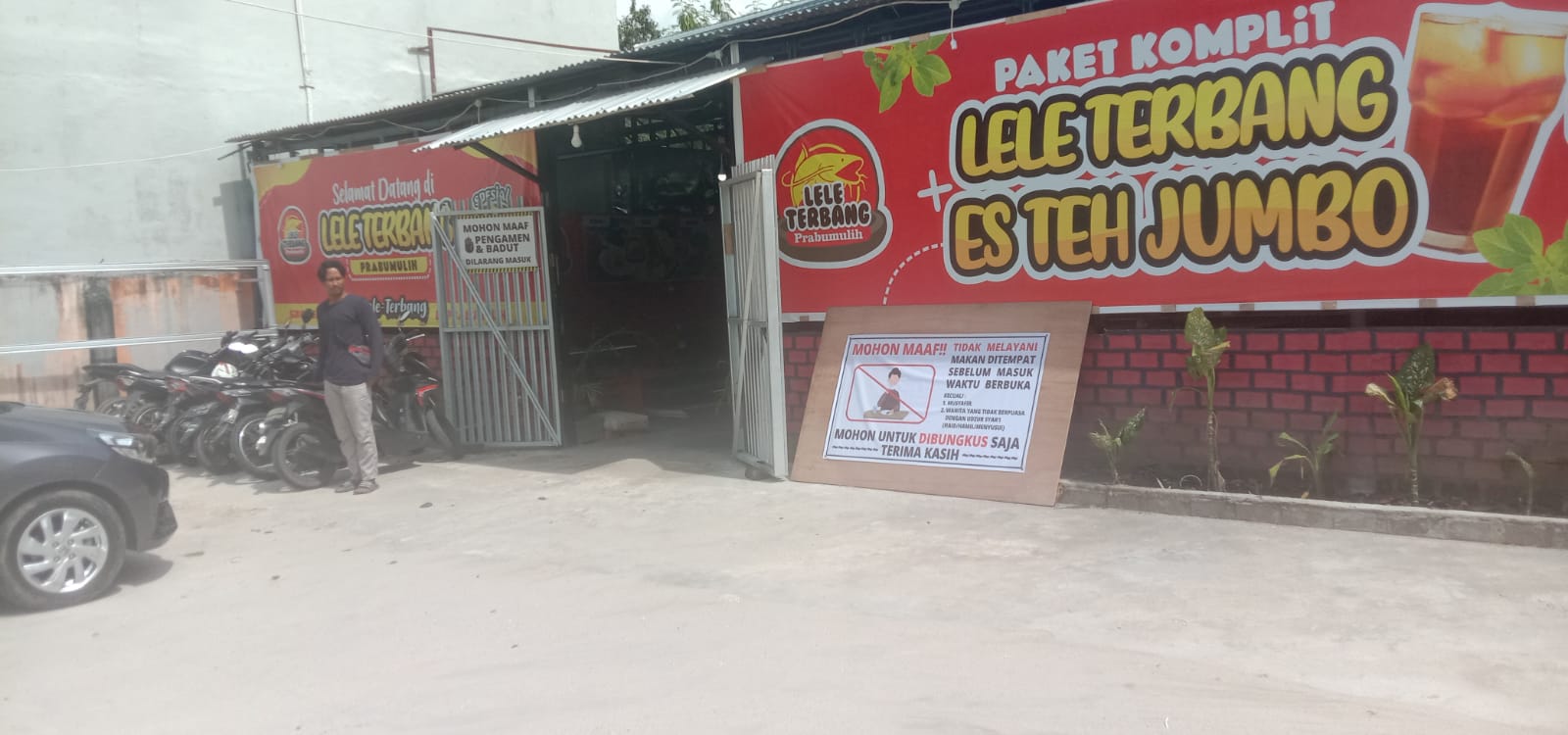 Warung Lele Terbang di Kota Prabumulih Tak Layani Makan di Tempat