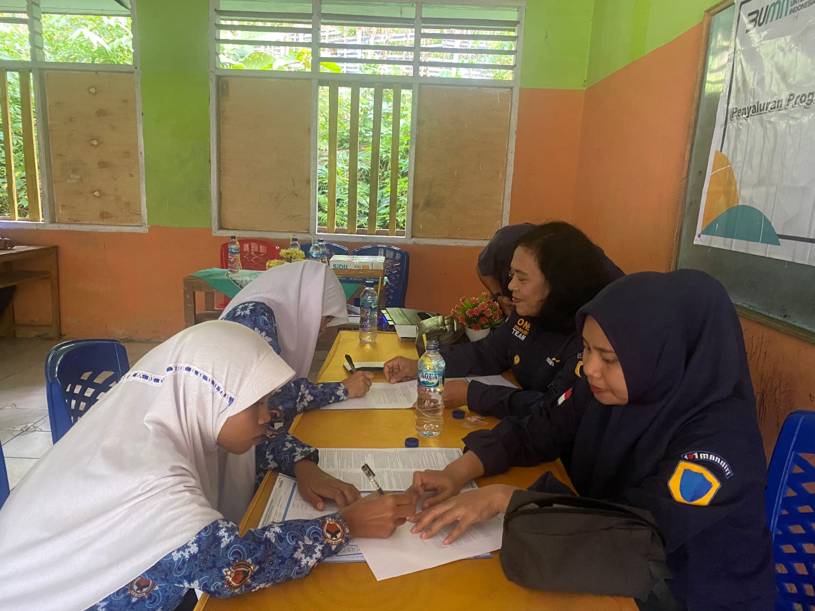 Bank Mandiri Salurkan Bantuan Pendidikan Kemenag dan Kemendikbudristek ke 1,5 Juta Penerima 