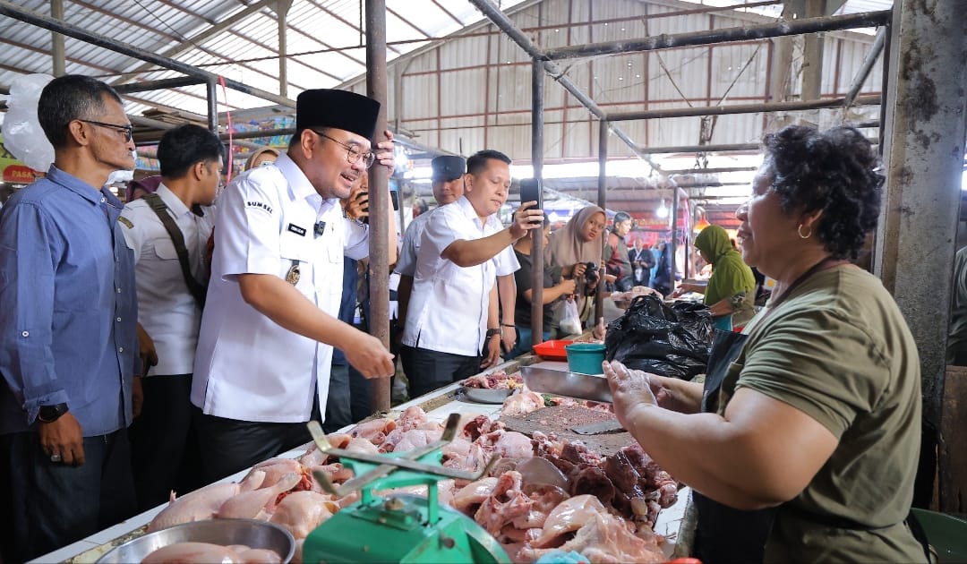 Menjelang Ramadhan, Wakil Wali Kota Palembang Cek Harga di Pasar Sekip: Pastikan Stok Sembako Aman