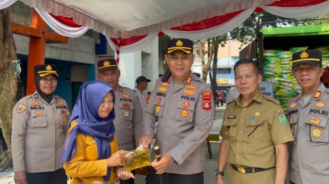 Polres Prabumulih Gelar Operasi Pangan Murah, Warga Bisa Beli Beras Rp60 Ribu per Karung