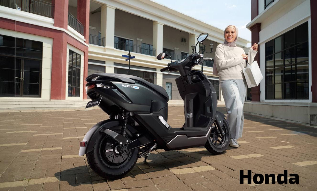 Motor Irit Listrik Atau Irit Bensin, Adu Honda ICON e Vs Honda BeAT 