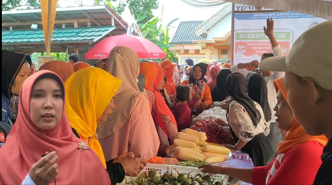 Pasar Murah hingga Tukar Sampah dapat Sayur, Kampanye Bu Jess Curi Hati Emak - Emak Prabumulih 
