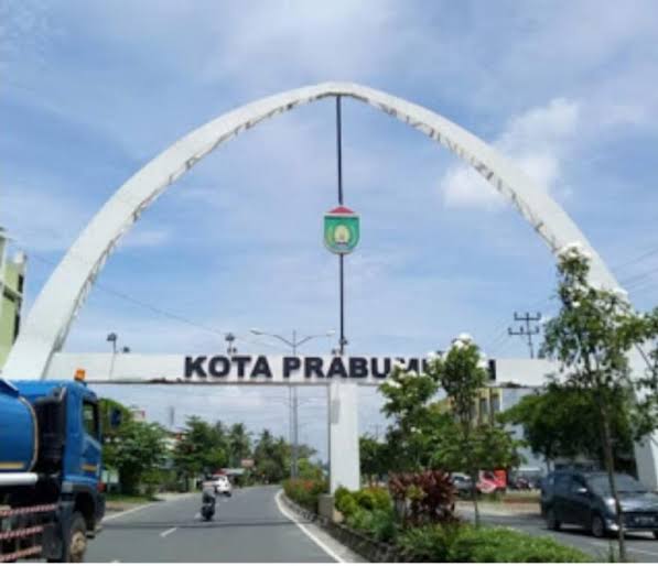 Hari Pertama Tahun 2023 Kota Prabumulih Mendung dan Gerimis