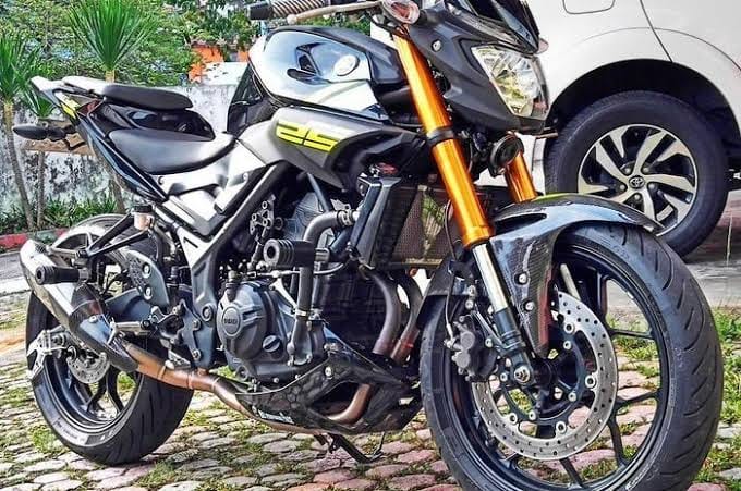Yamaha MT 25 Vs Honda CB300R, Mana Motor Naked Sport Premium Pilihanmu