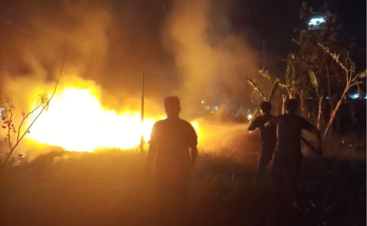 Lahan di Jalan Angkatan 45 Prabumulih Terbakar, Warga Sempat Panik