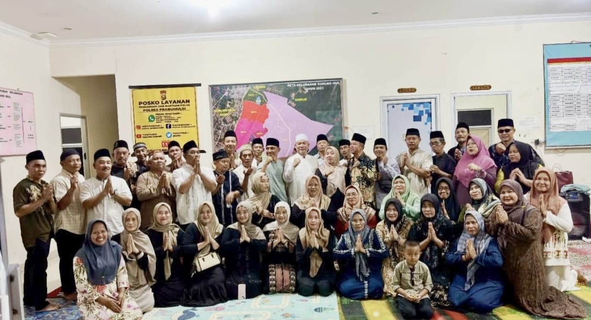 Buka Puasa Bersama, Kelurahan Gunung Ibul Pererat Silaturahmi dan Kekompakan Warga