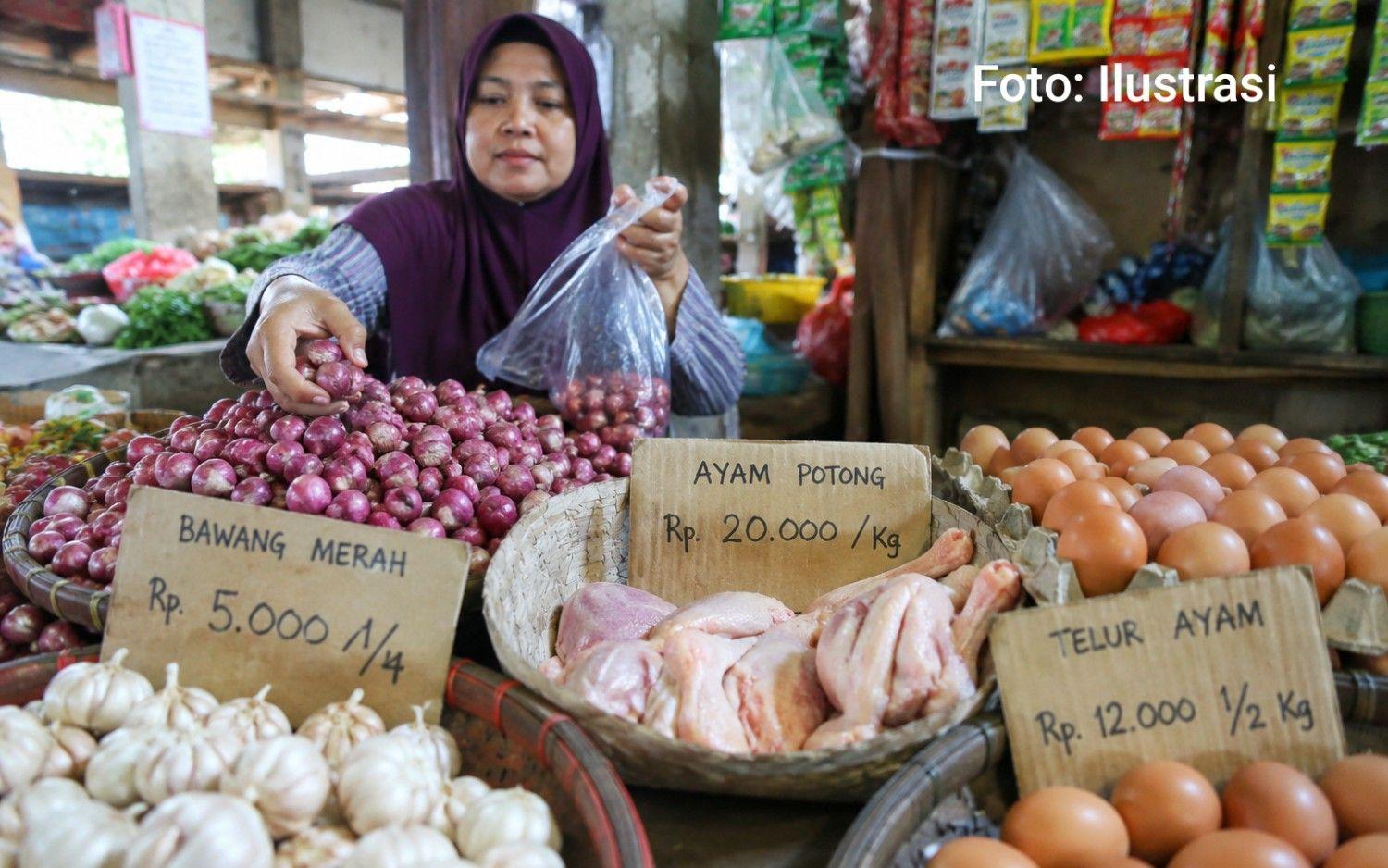 Harga Sembako Berangsur Turun, Warga Prabumulih Sambut Gembira