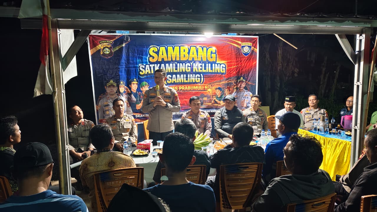 Polres Prabumulih Sambangi Pos Kamling Desa Pangkul, Warga Diajak Bersama Jaga Kamtibmas