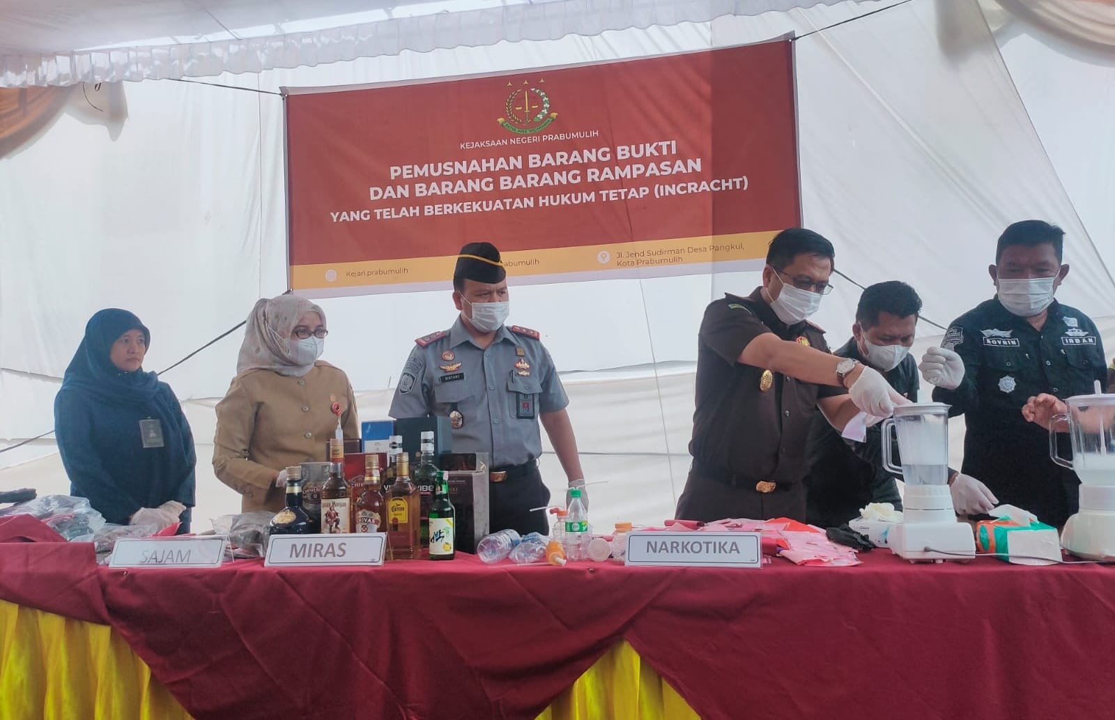Kejaksaan Negeri Prabumulih Musnahkan Ratusan Paket Sabu - Ekstasi, Roy Riady: Narkoba Ini Tak Habis - Habis 