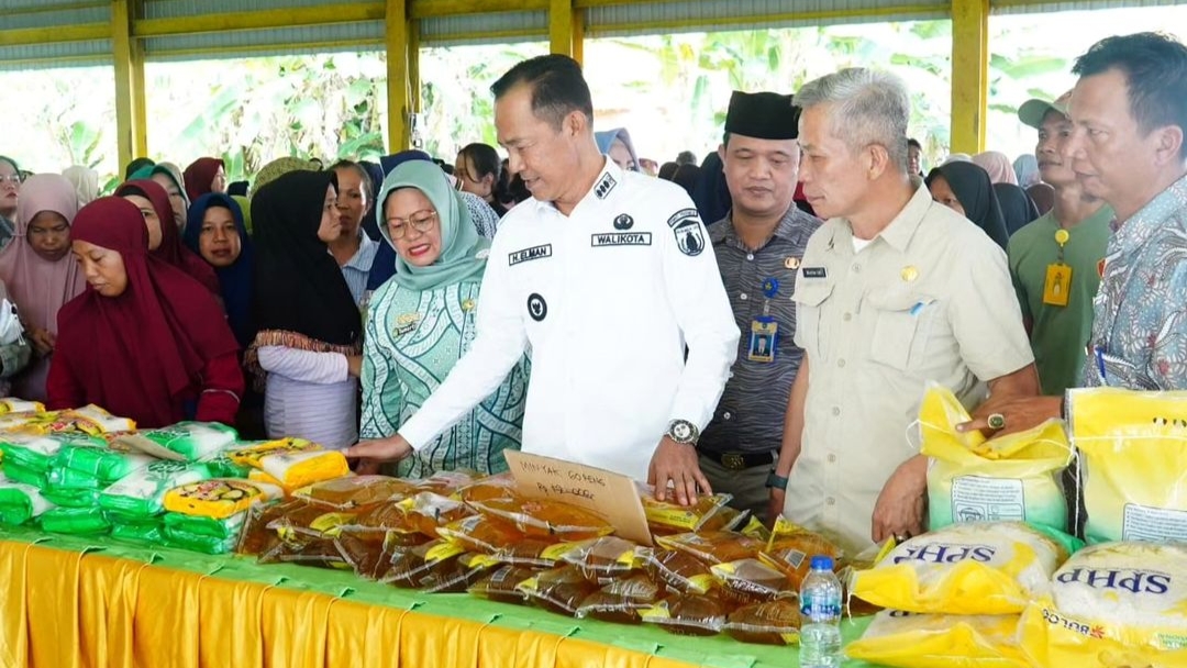 Warga Tanjung Rambang Prabumulih Senang ada Pasar Murah di Kalangan 