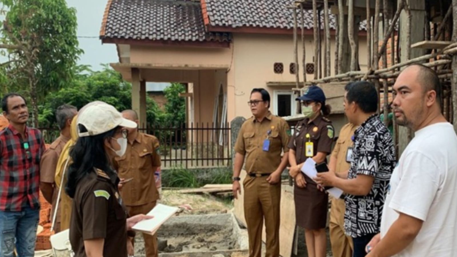 Kejari Prabumulih Pantau Pembangunan Pustu Muara Dua Barat, Pastikan Proyek Tepat Sasaran