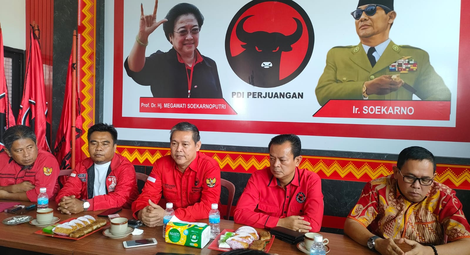 Berfikir Kantongi B1KWK dari PDIP - PSI, Ketua Partai Ajak Kader Rapatkan Barisan 