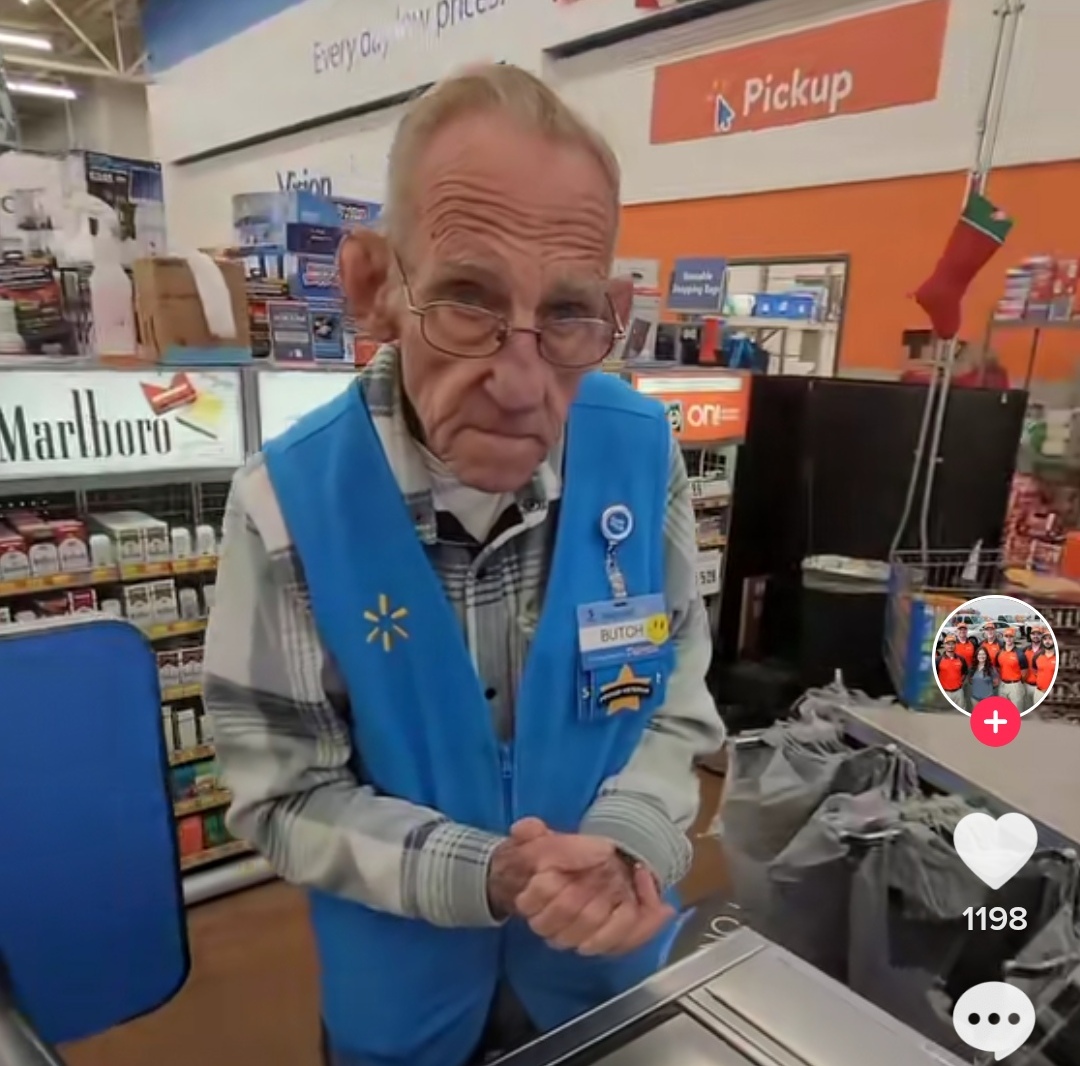 Viral Kakek Berusia 82 Pensiun Sebagai Kasir Walmart Usai Dapat Uang Rp1.6M
