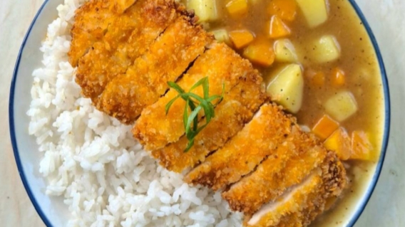 Resep Chicken Katsu Curry, Ayam Goreng Renyah dengan Kuah Kari Nikmat