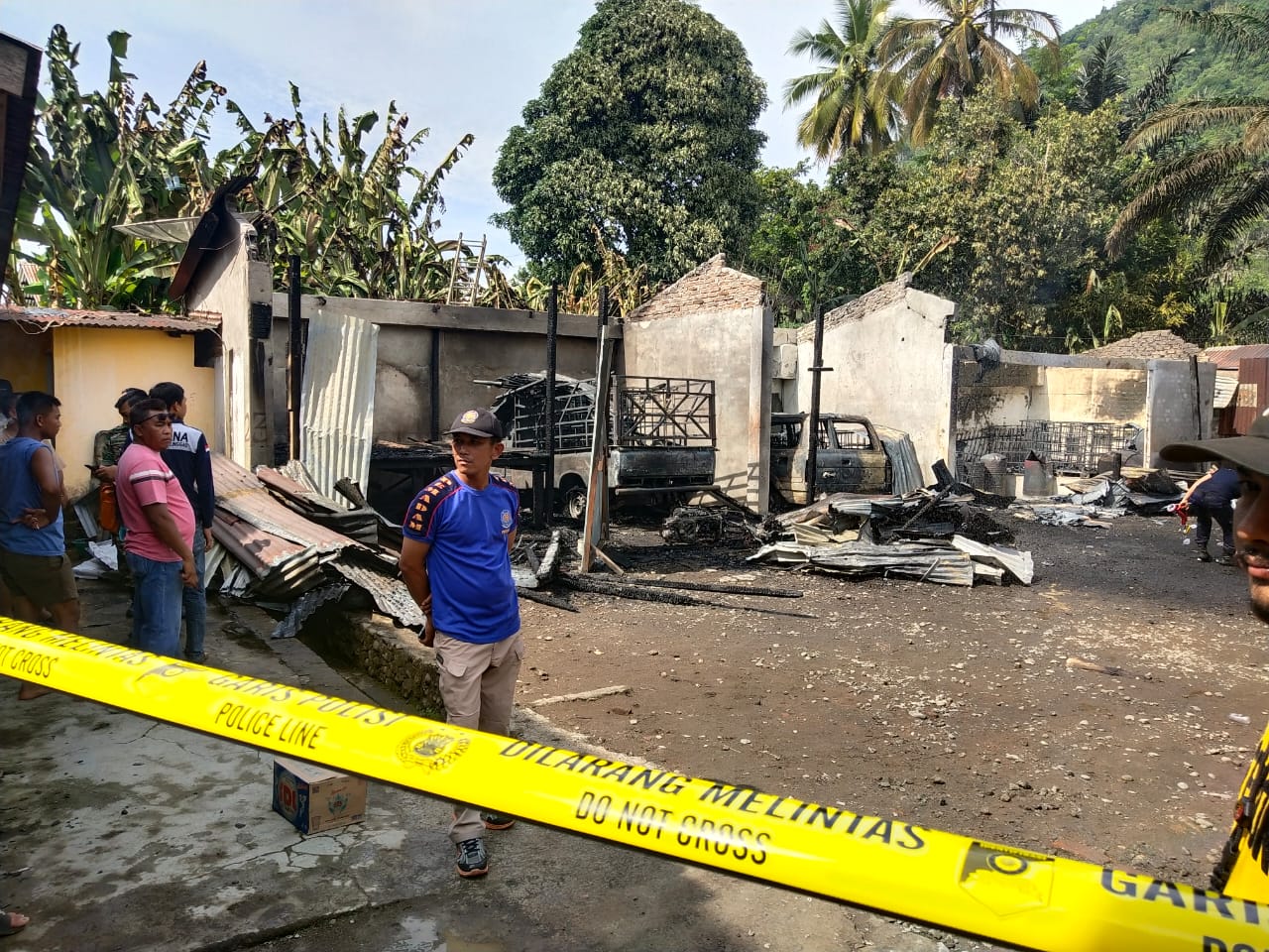 Lagi, Gudang Penimbunan BBM Ilegal Terbakar, Dua Mobil Ikut Hangus