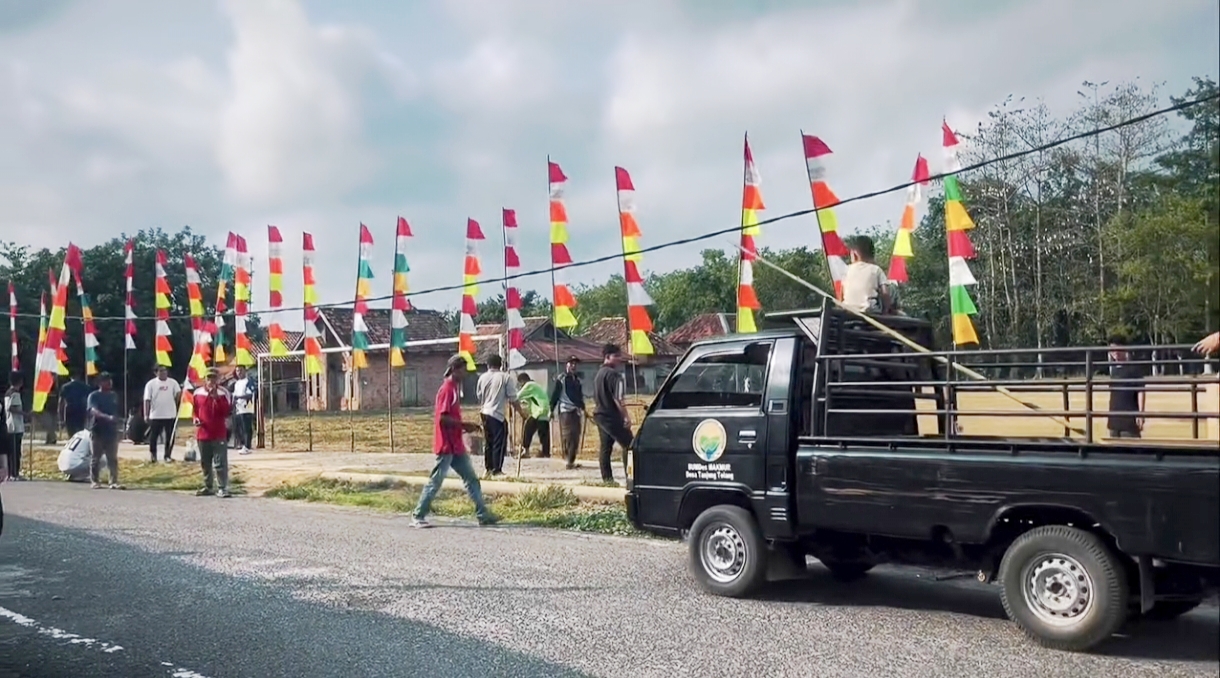 Sambut HUT RI ke-81, Kades Tanjung Telang Ajak Warga Kibarkan Merah Putih Selama Agustus