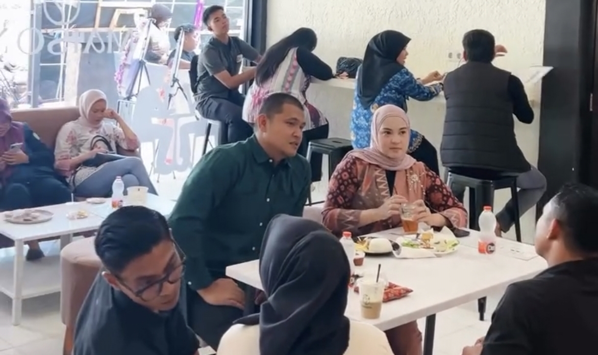 Bisnis Cafe di Prabumulih Kian Menjamur, Wawako: UMKM Jadi Motor Penggerak Ekonomi