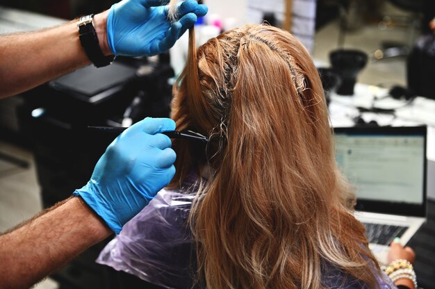 Waspada! Ini Dampak Negatif Pewarna Rambut bagi Kesehatan