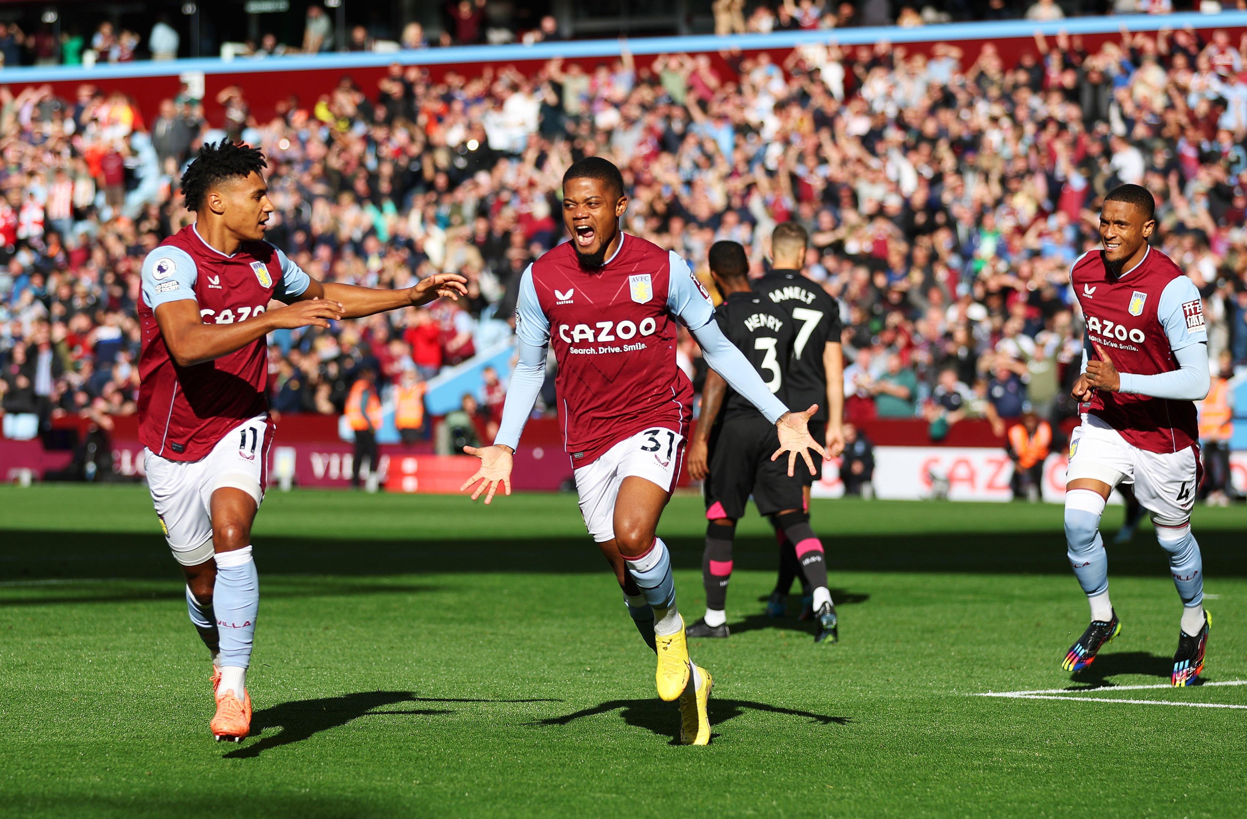 Pasca Depak Gerrard, Aston Villa Berpesta Gol