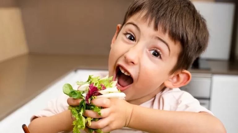 5 Alasan Anak Perlu Konsumsi Buah dan Sayur Setiap Hari