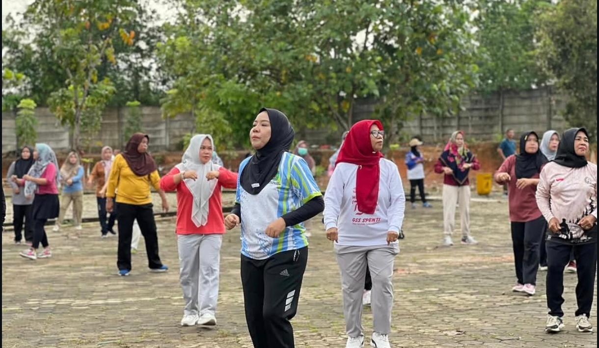 Pagi Sehat di Stadion Talang Jimar, Ribuan Warga Prabumulih Ikuti Senam Bersama