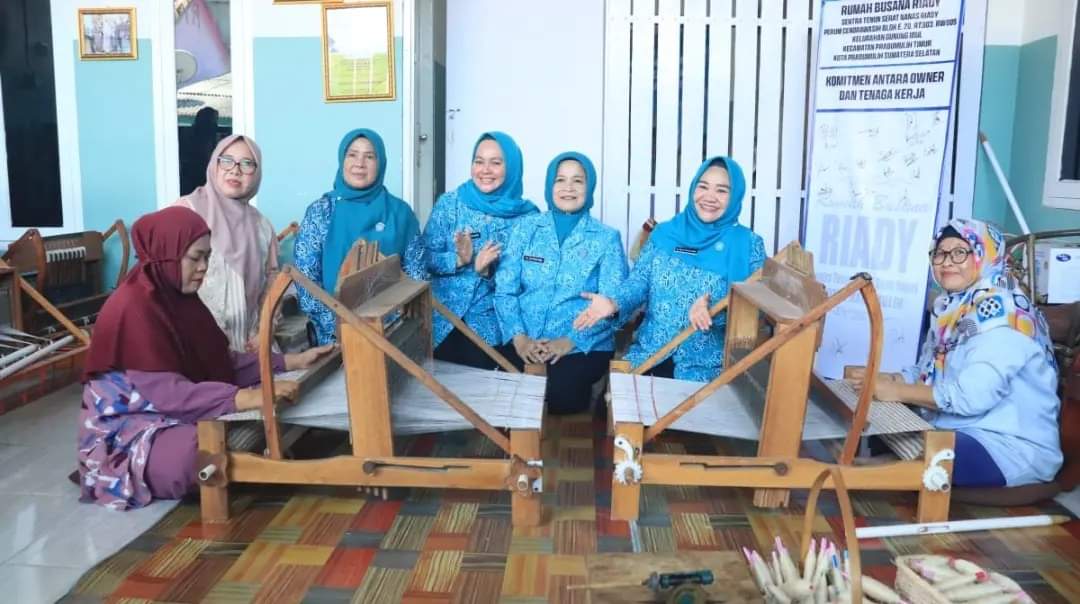 ﻿Silaturahmi dan Promosi Produk Lokal: Ketua TP PKK Provinsi Kunjungi Prabumulih