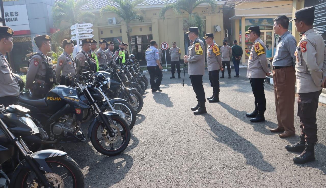 Persiapan Pilkada, Kapolres Cek Kesiapan Kendaraan : Perkuat Patroli Dialogis di Kota Prabumulih